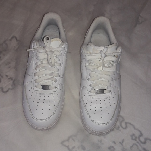 Nike Shoes | Nike Af Size 9 White 